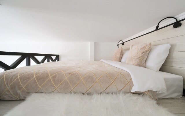 Квартира Teplo Apartments 2-х Этажная в Центре