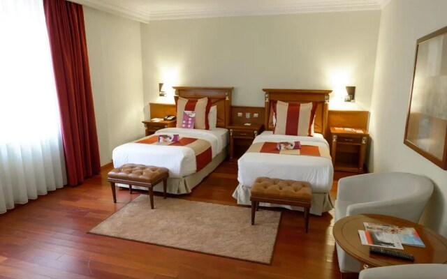 Отель Crowne Plaza Minsk