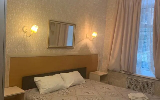Меблированные комнаты Старый кот