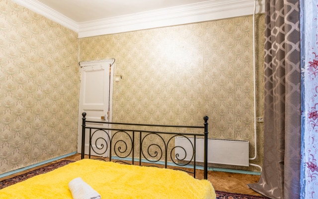 Апартаменты 2 Rooms Смоленская-Сенная Площадь
