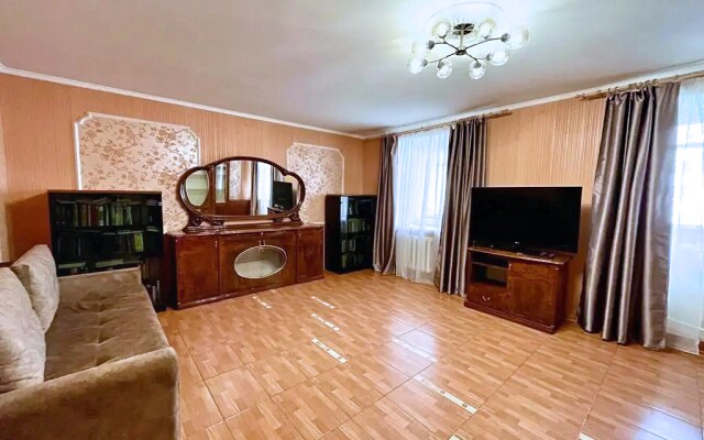 Трёхкомнатная квартира в Советском районе