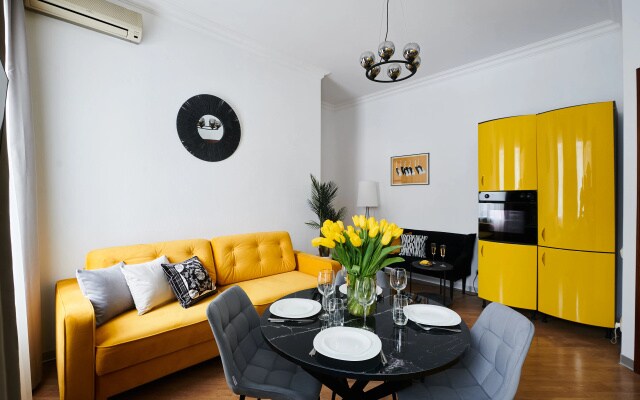 Квартира GM Apartments Яркая Трехкомнатная у Красной Площади