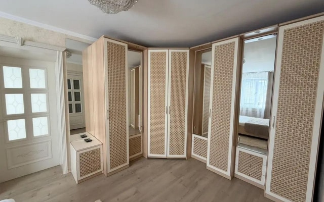 Квартира Апартаменты на Еськова