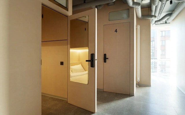 Хостел Morfeus Capsule Hotel