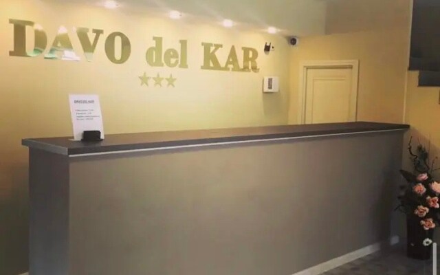 Отель Даво Дель Кар