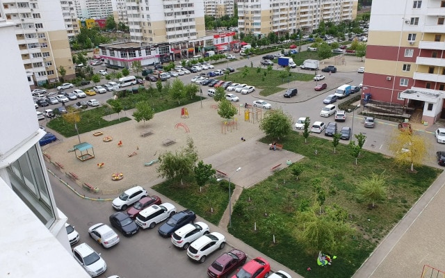 Квартира с Балконом на Котлярова 13