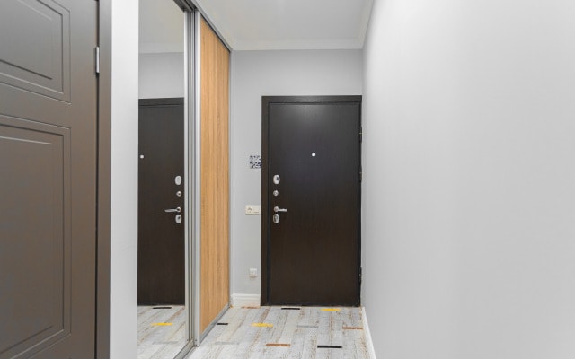 Апартаменты Lalapart Gray stone на 30 этаже небоскреба Савеловский Сити