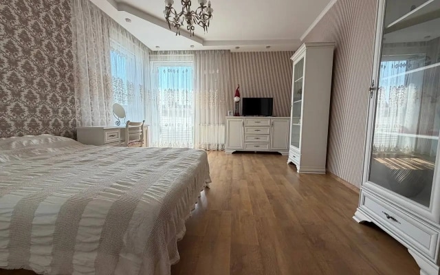 Квартира Дзержинского 63А