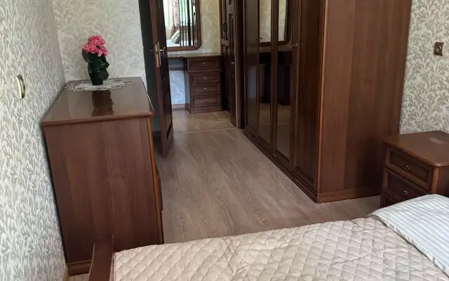 Квартира Обитель