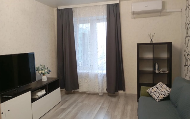 Квартира у речного порта ЖК Живи