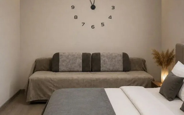 Квартира на улице Крымской Весны 5к5А
