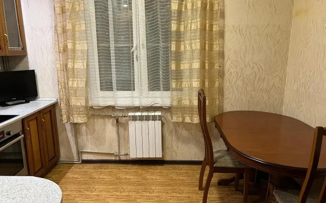 Квартира Родионова 165/4