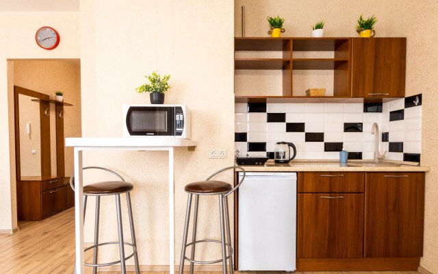 Апартаменты Чистый Взгляд на Шахтеров 66-44 рядом с ТРЦ Планета