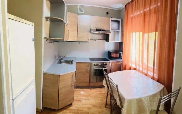 Квартира Двухкомнатная в 20А квартале