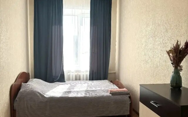 Квартира Уютная Трехкомнатная в Центре Дома от Ола Дома