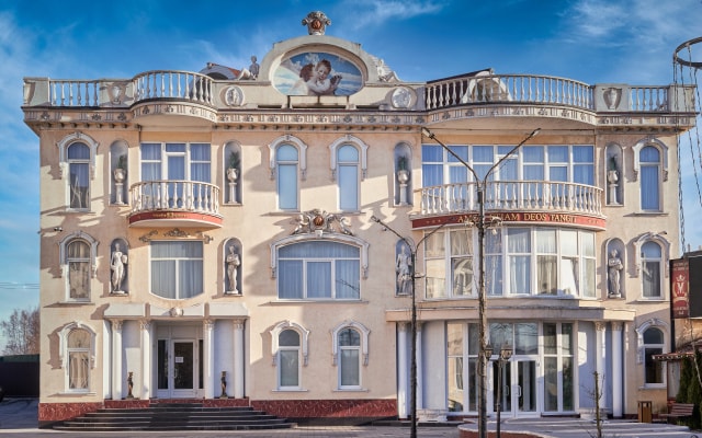 Гостинично-ресторанный комплекс Мэриан Холл