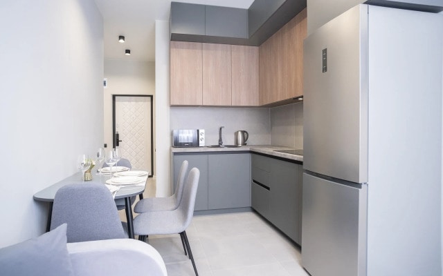 Апартаменты RED APARTMENTS Арт Лайт Сити апартамент Армстронг