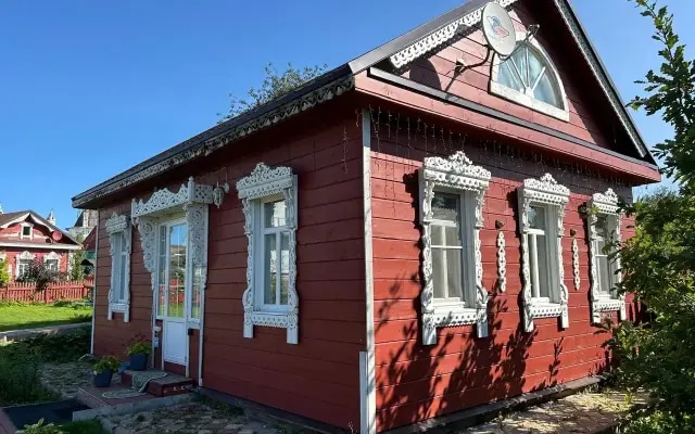 Частный дом Котедж на берегу озера Неро