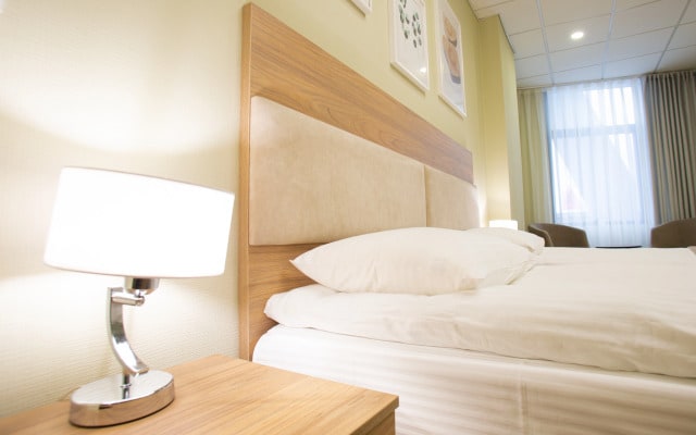 Lyod Hotel
