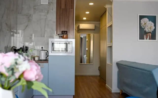 Apart-hotel Yuzhny Bereg on Engels street, 93