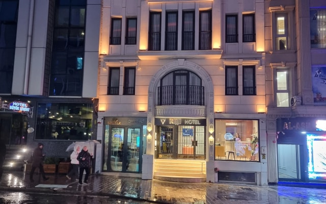 Отель RIJJI Hotel Istanbul Old City