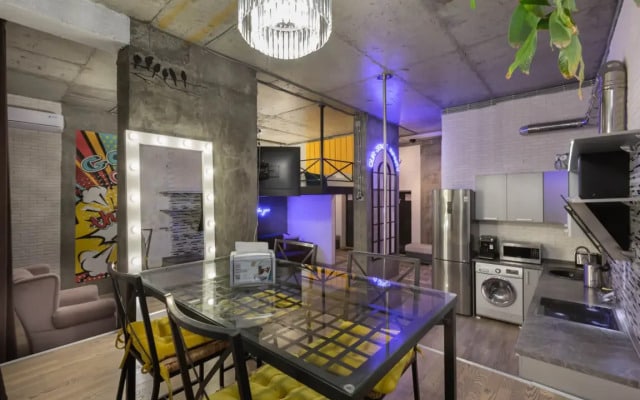 АПАРТАМЕНТЫ REHOME24 на 22 этаже
