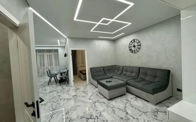 Квартира на Курсантов Кировцев 4А