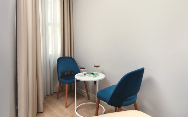 Ess Hotel