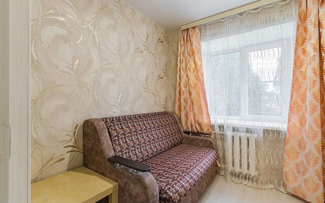 3kh Komnatnaya Naprotiv Akvaparka Flat