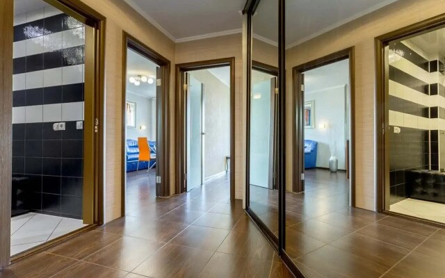 S Novym Remontom Apartments