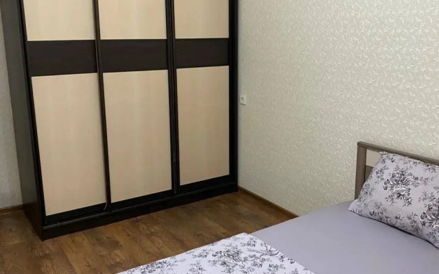 Квартира 80