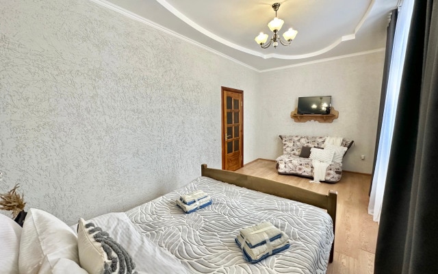 Квартира ArtHouse Dombay 7