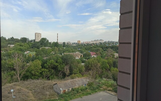 Квартира с видом на пойму реки Царица