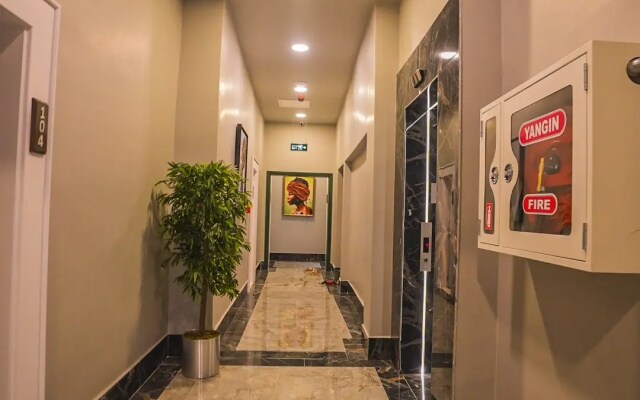Отель Aria Palace