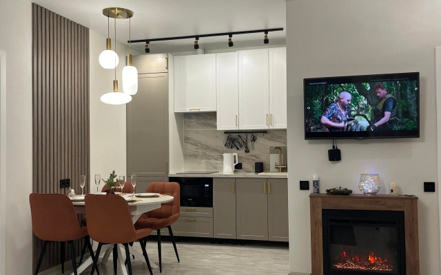 Квартира Парадайз LUX с камином в центре