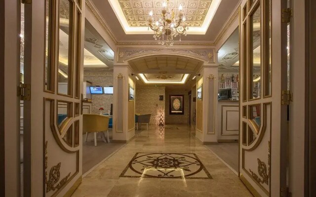 Empire Suite Hotel