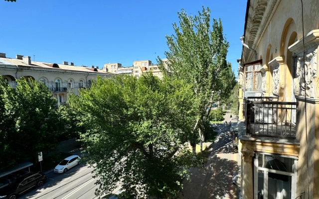 Квартира на Центральной Набережной