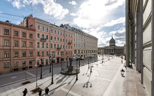 Апартаменты Minin Apartments у Эрмитажа 220 кв.м.