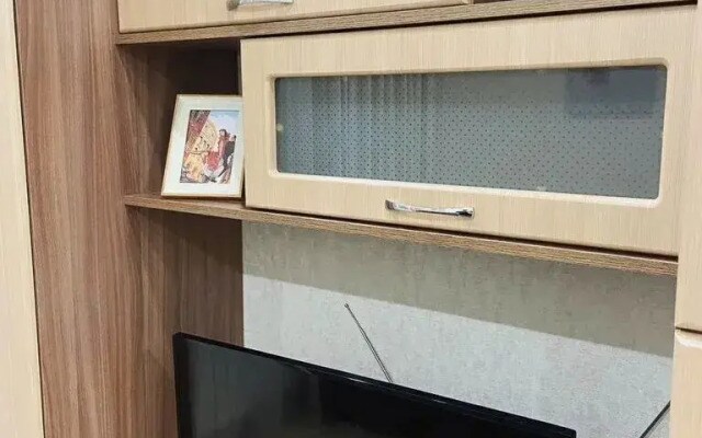 Квартира студия c шикаpным видoм нa гоpод и зeлeную poщу