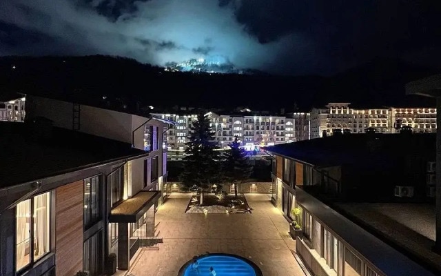 Апартаменты Blanc Hill апартамент в самом центре Красной Поляны