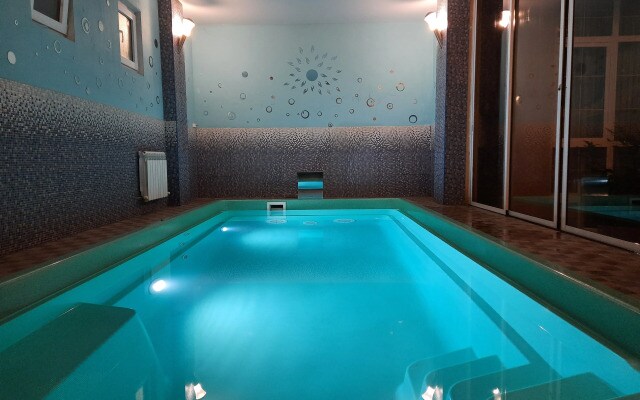 Меблированные комнаты Версаль