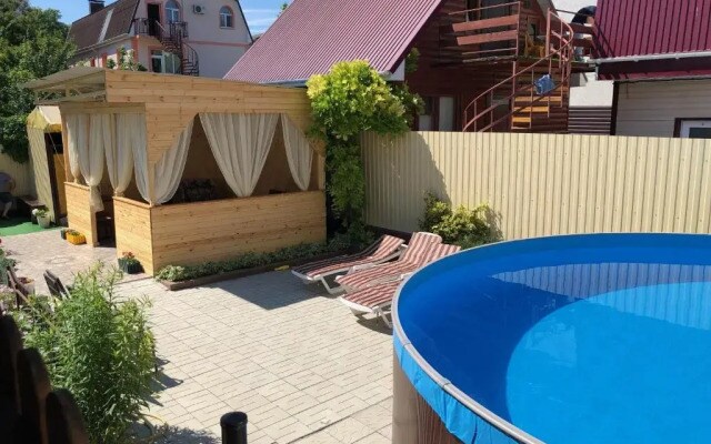 Tri Sestry Guest House