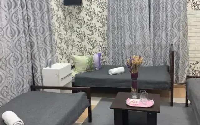 Хостел Аут