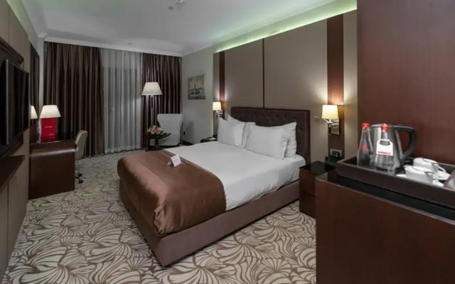 Ramada Hotel By Wyndham Istanbul Merter