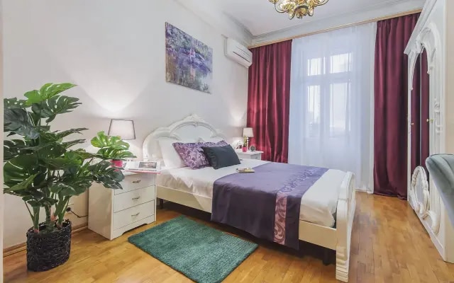 Квартира GM Apartments Уютная двушка рядом с Кремлем и Арбатом