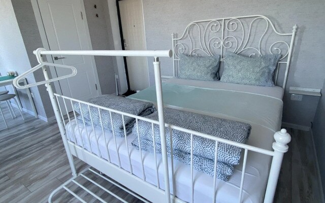 Квартира Studio Apartment