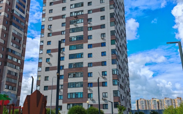 Квартира у ТЦ Кристалл Менделеева 2к1