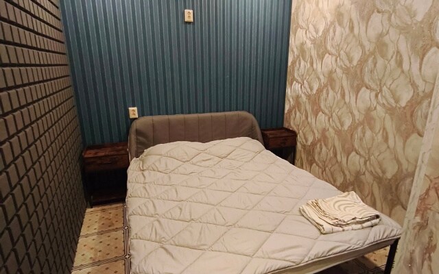 Квартира яркая в 800 метров от Замкового моста