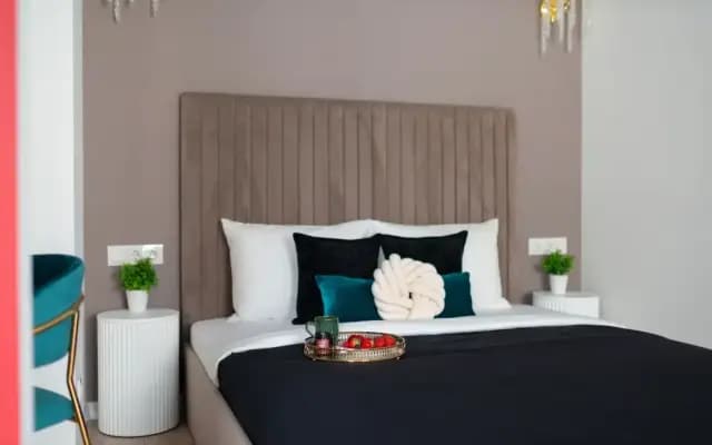 Апартаменты Novin House RED FLAT