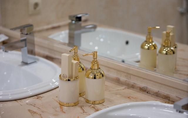 Отель Эра